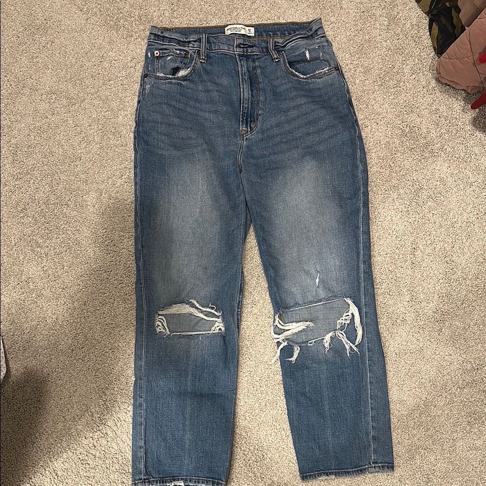 Abercrombie and Fitch Ankle Straight Ultra High Rise CURVE LOVE